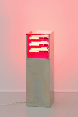 Günter Dohr – Kleiner Lichtraum (neon object) Günter Dohr - Kleiner Lichtraum (neon object)